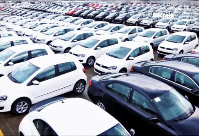  Produção de veículos cai 15,8% em fevereiro