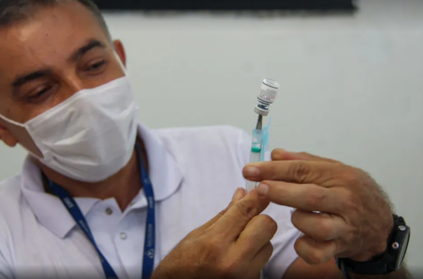  Covid-19: vacinação de reforço com a bivalente é liberada para toda população a partir de 12 anos em Salvador