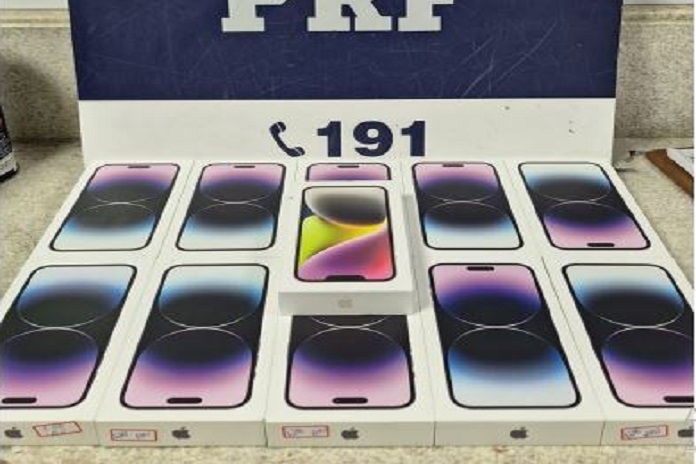  PRF apreende 11 aparelhos celulares transportados ilegalmente dentro de ônibus em Vitória da Conquista (BA)