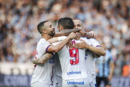  Bahia consegue seu 1º triunfo no Brasileirão contra o Ceará