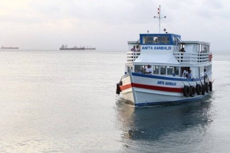  Marinha autoriza retomada da navegação Salvador-Mar Grande após seis dias de suspensão