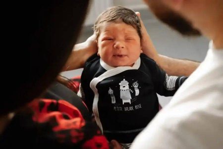  Mulher aciona Justiça do Trabalho por negar licença para cuidar de bebê reborn
