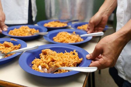  Prefeitura de Salvador garante merenda em escolas municipais afetadas por greve