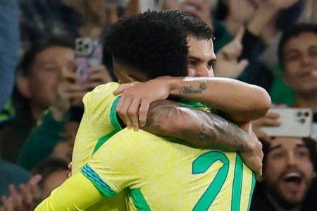  Sem estreia de Juba, Brasil empata com Tunísia em último amistoso do ano