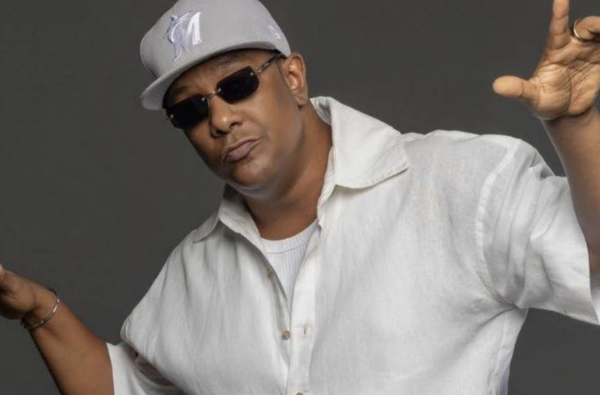  Márcio Victor passa por cateterismo após sentir dores no peito; cantor segue internado