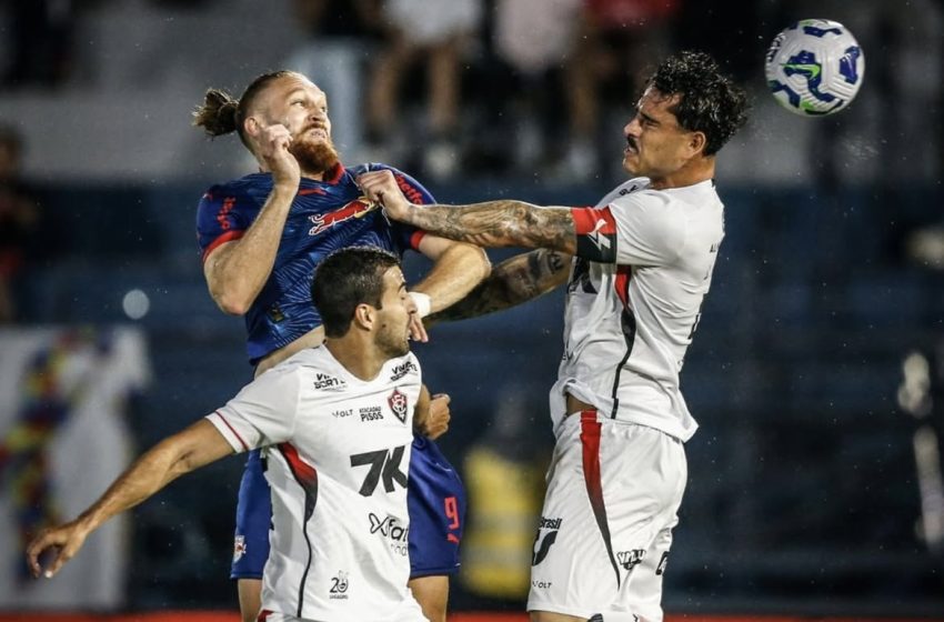  Vitória é goleado pelo RB Bragantino e decisão fica para a última rodada