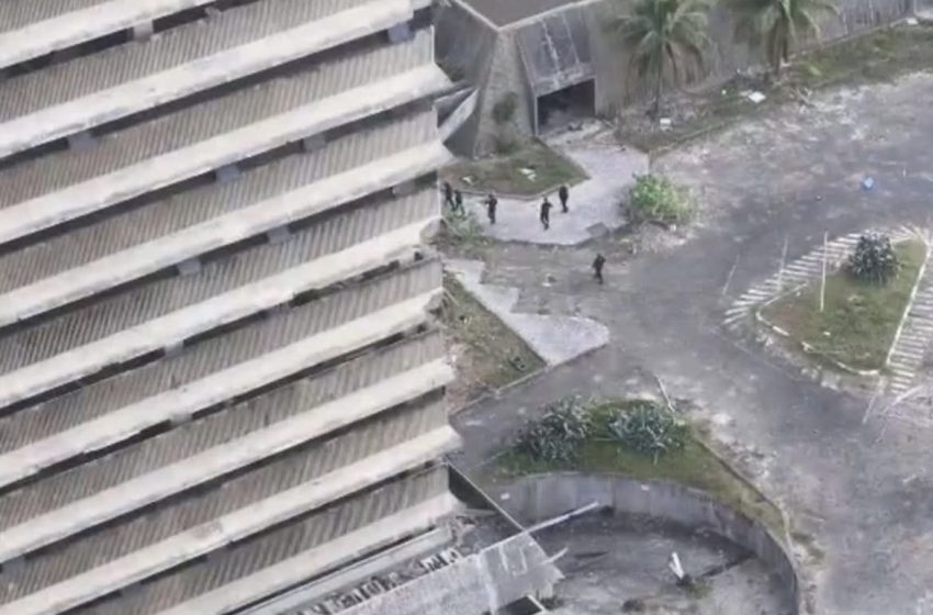  Antiga sede dos Correios na Pituba é alvo de operação e quatro são detidos