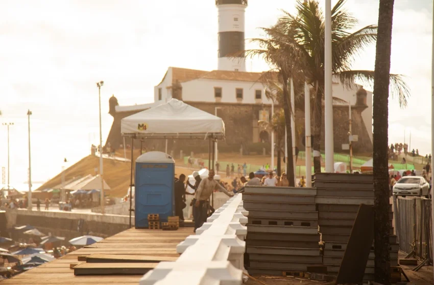  Contagem regressiva: Salvador inicia montagem das estruturas para o Carnaval 2026