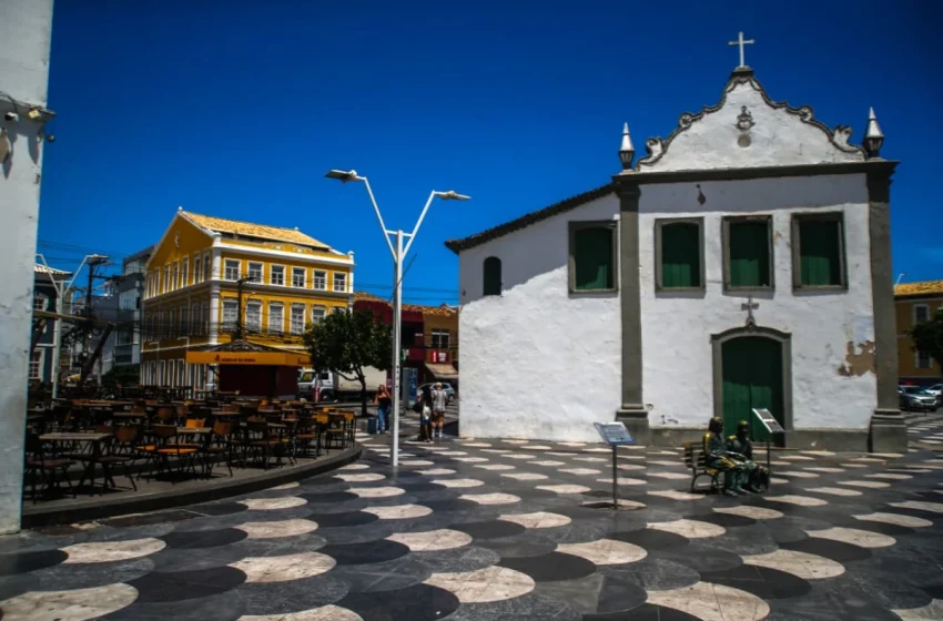  Mulher morre de mal súbito enquanto dirigia no Rio Vermelho