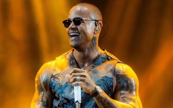  É hoje! Léo Santana comanda o Pipoco no pré-Carnaval de Salvador