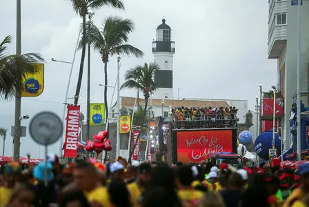  Blocos e camarotes de Salvador iniciam vendas para o Carnaval de 2027; veja valores