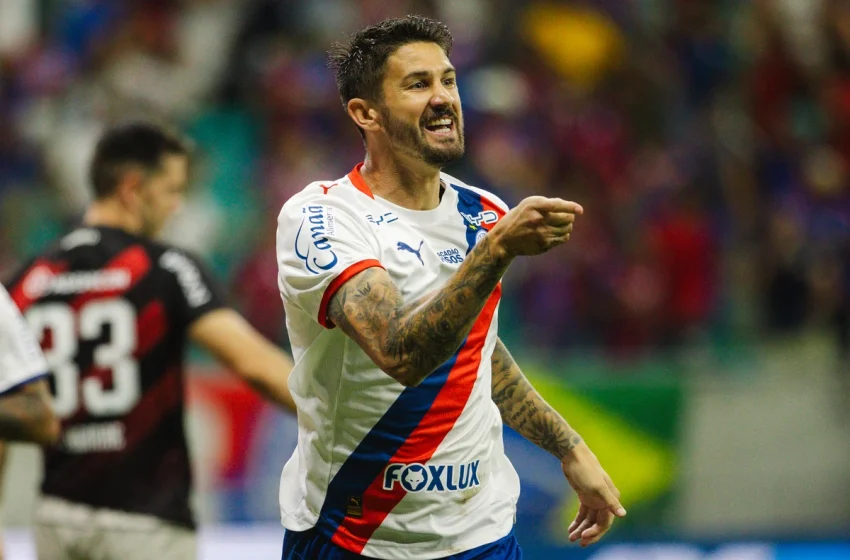  Com Everaldo iluminado, Bahia supera Athletico-PR por 3×0 pelo Brasileirão