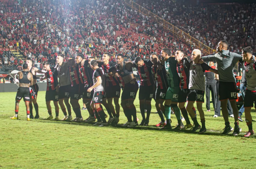  Jair Ventura celebra título do Vitória na Copa do Nordeste após 16 anos: “Feliz por marcar meu nome na história”
