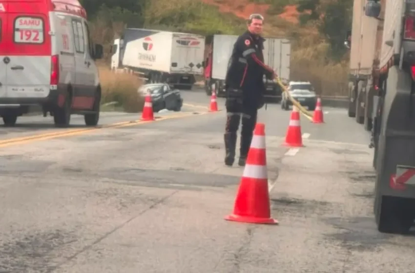  Cobrador de ônibus morre em grave acidente na BR-116, na Serra do Mutum