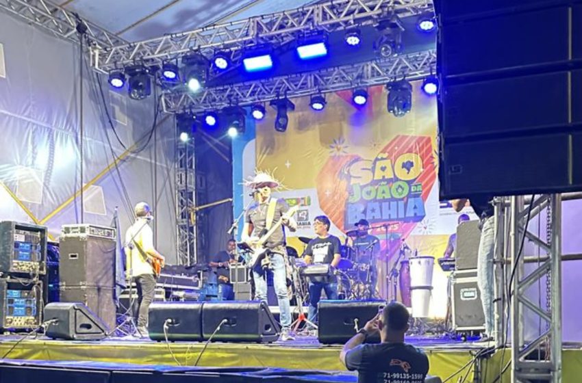  Largo Pedro Archanjo lota e celebra mais uma noite de sucesso no São João da Bahia 2025