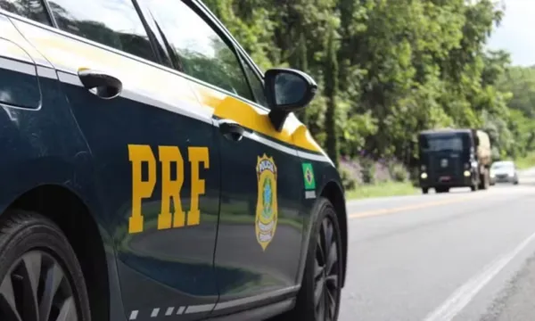  Colisão entre carro e caminhão, na Bahia, deixa um morto na BR-101
