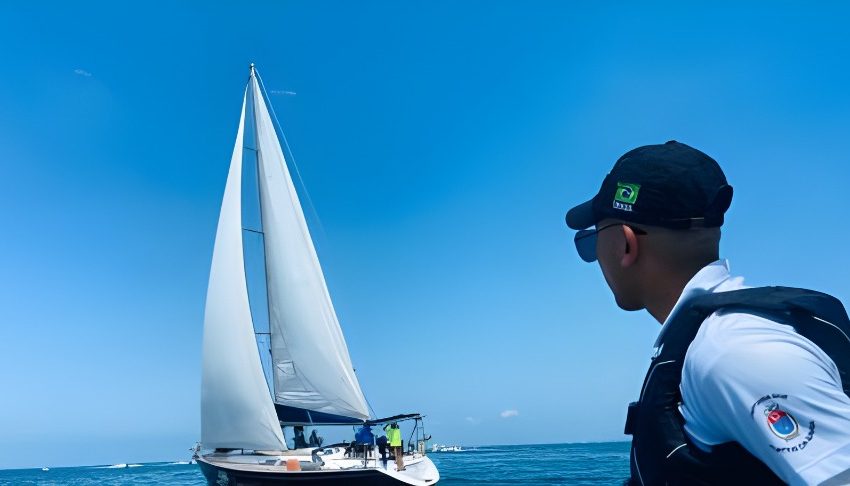  Marinha alerta para ressaca com ondas de até 2,5 metros no litoral da Bahia