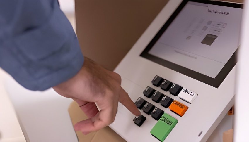  A partir desta segunda (20) eleitores poderão solicitar voto em trânsito