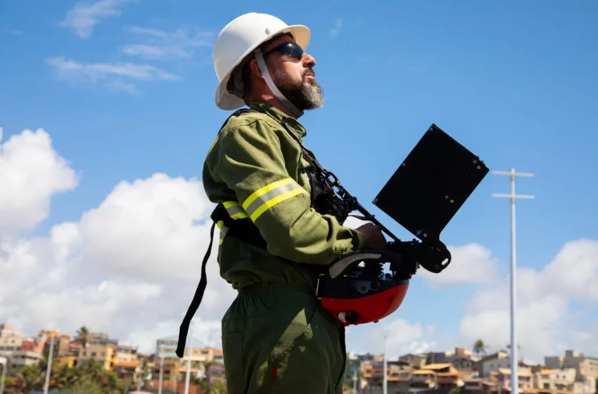  Neoenergia Coelba fará desligamentos de energia em cinco bairros nesta sexta-feira (24)